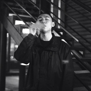 酒店双飞两个美女p
